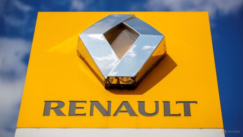 Exclusive-Renault sees bigger production hit from chip shortage - sources Exclusive-Renault sees bigger production hit from chip shortage - sources