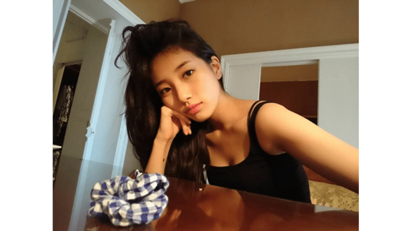 Miss A′s Suzy Updates Fans with Chic Selfies
