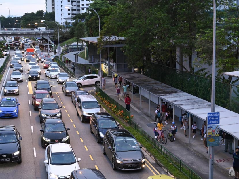Morning school run woes: Frustrated parents say traffic jams, queue-cutting are a daily affair