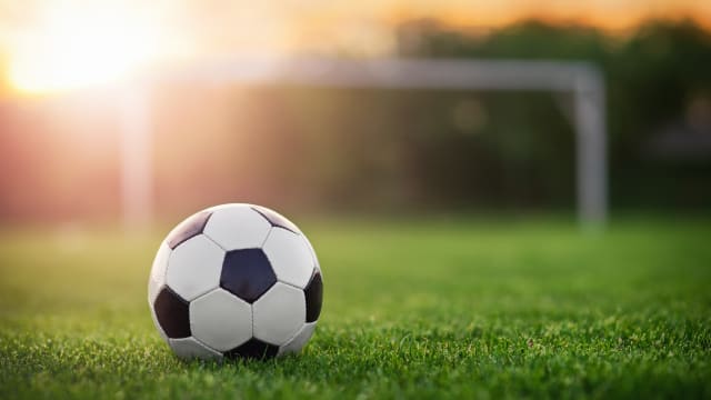 足球俱乐部友谊赛：阿申纳4比0轻取切尔西夺冠
