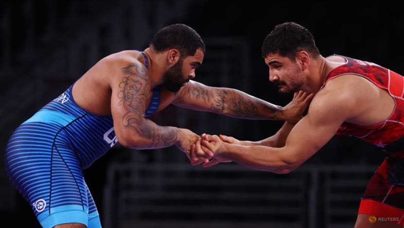 Olympics-Wrestling-American Steveson cruises into freestyle super heavyweight final Olympics-Wrestling-American Steveson cruises into freestyle super heavyweight final