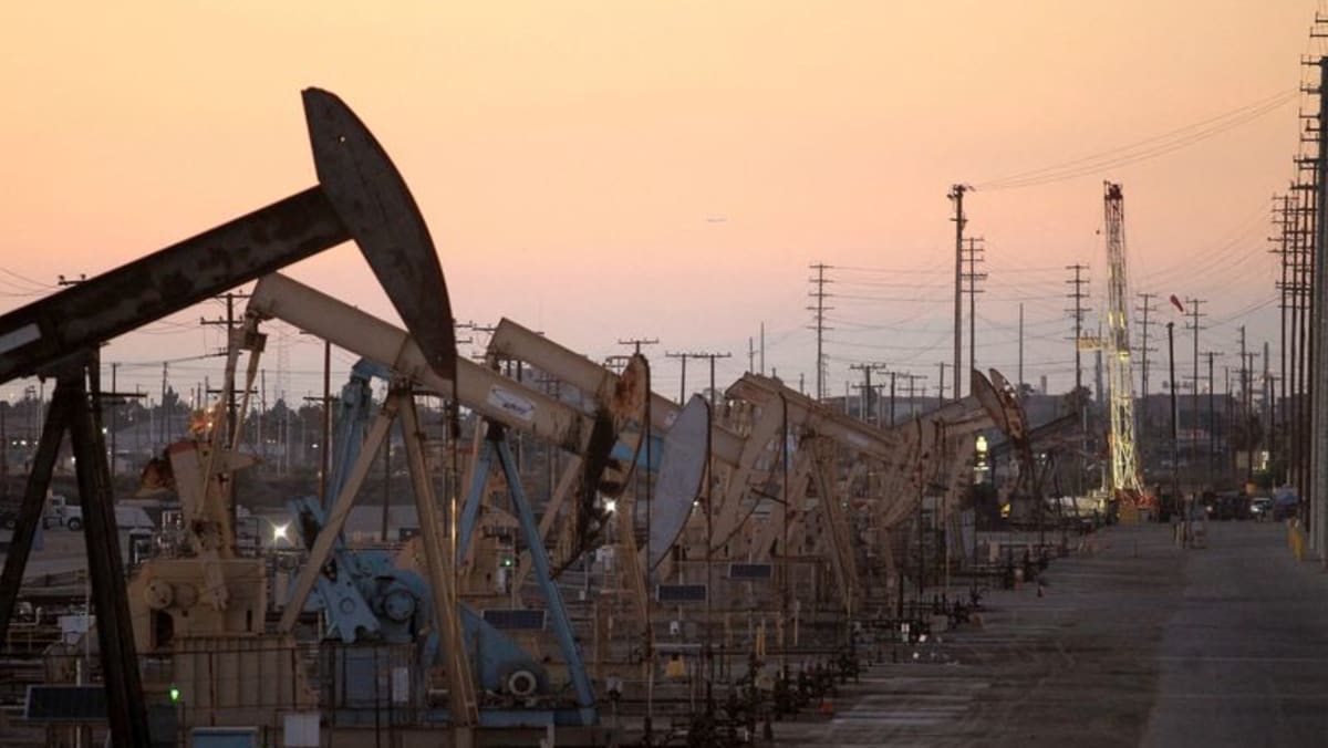 Oil edges higher, holding to gains made on signs of tighter supply
