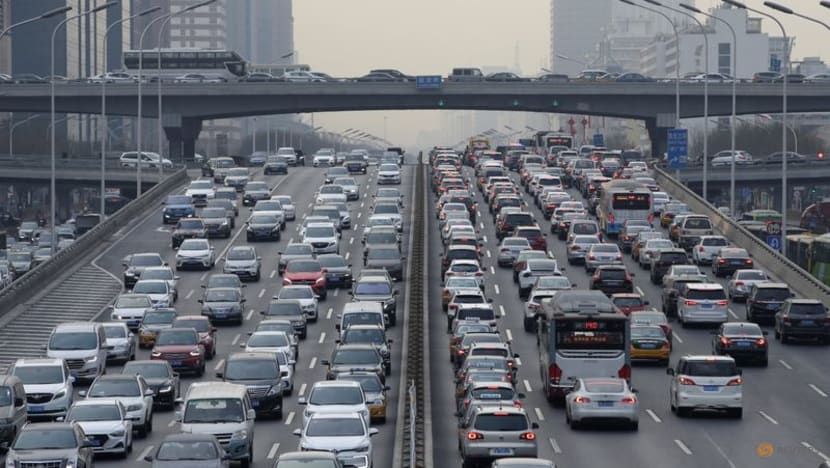 China auto industry association urges cooling of 'price-cut hype' China auto industry association urges cooling of 'price-cut hype'