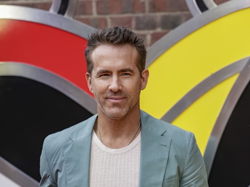 Ryan Reynolds working on Boy Band movie about ageing pop group reunited ...
