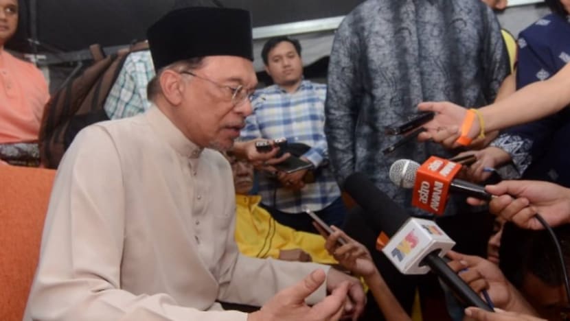 PM Mahathir needs to clarify appointment of new Malaysian anti-corruption chief: Anwar PM Mahathir needs to clarify appointment of new Malaysian anti-corruption chief: Anwar