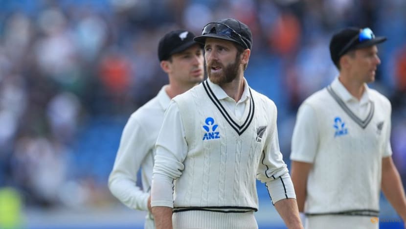 New Zealand await Williamson news after knee injury in IPL opener New Zealand await Williamson news after knee injury in IPL opener