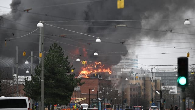 瑞典兴建中游乐园设施失火 大火狂烧逾24小时仍未扑灭