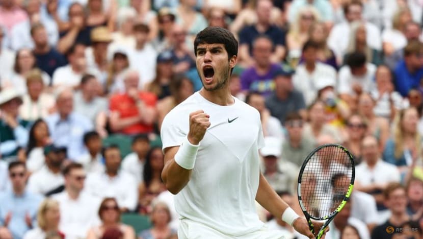 Alcaraz passes test at Wimbledon, Rybakina on fire