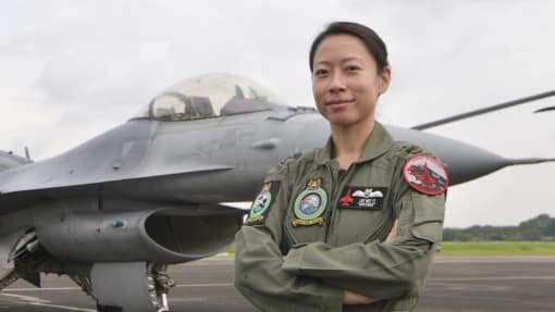 Singapore’s first female commander of an RSAF fighter squadron hopes women pilots will soon become commonplace
