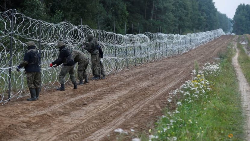 Poland weighs declaring state of emergency on Belarus border amid migrant surge Poland weighs declaring state of emergency on Belarus border amid migrant surge