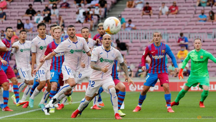 Football: Depay on target in narrow Barca win over Getafe Football: Depay on target in narrow Barca win over Getafe