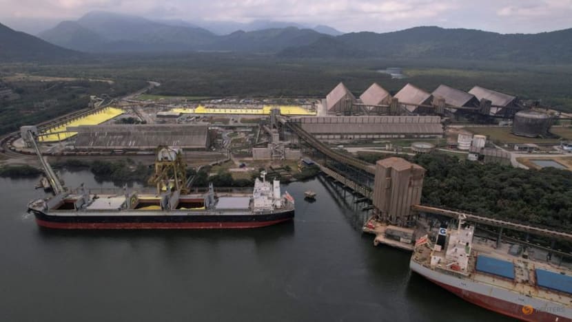 Exclusive-China to receive most of record ICE sugar October delivery -traders
