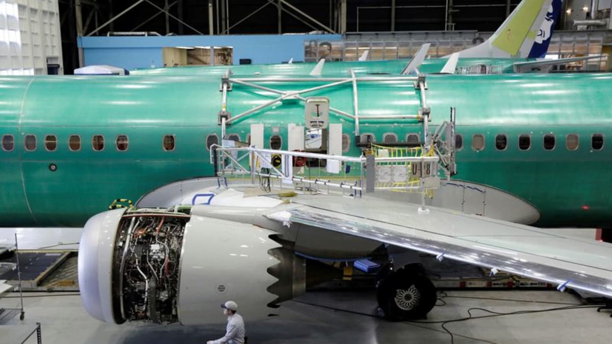 Un lanceur d’alerte de Boeing retrouvé mort, apparemment suicidé