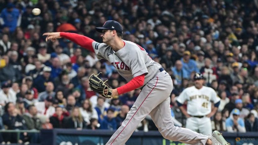 Kiner-Falefa's 10th-inning single helps Yankees overcome Tatis HR