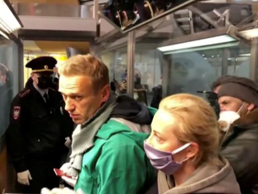 Navalny, portrait of Kremlin critic, wins best documentary Oscar
