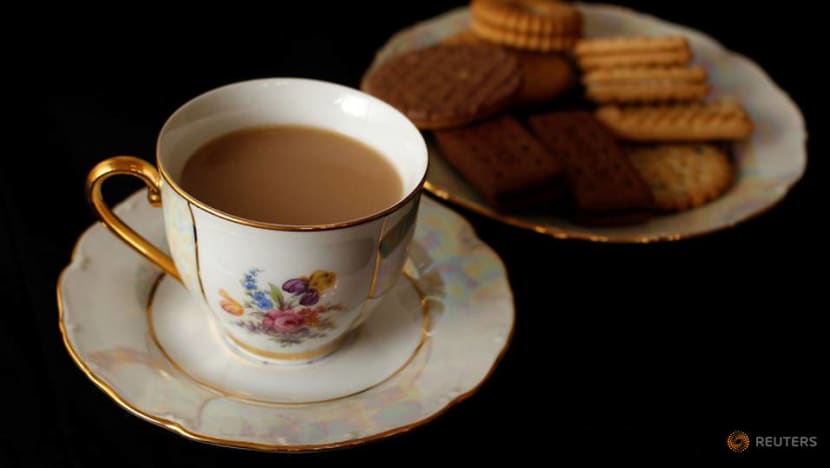 Drinking tea improves brain health, NUS scientists find Drinking tea improves brain health, NUS scientists find