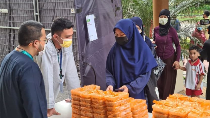Umat Islam S'pura cekal hati harungi pandemik; Mufti yakin kita akan raih kemenangan rohani Umat Islam S'pura cekal hati harungi pandemik; Mufti yakin kita akan raih kemenangan rohani