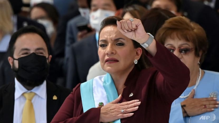 Xiomara Castro becomes first woman president of Honduras Xiomara Castro becomes first woman president of Honduras