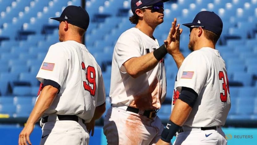 Olympics-Baseball-Japan book spot in gold-medal game, Dominican Republic to play for bronze