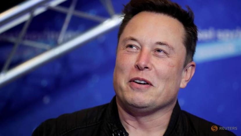 Elon Musk's banter with Robinhood CEO triggers stampede for Clubhouse app Elon Musk's banter with Robinhood CEO triggers stampede for Clubhouse app