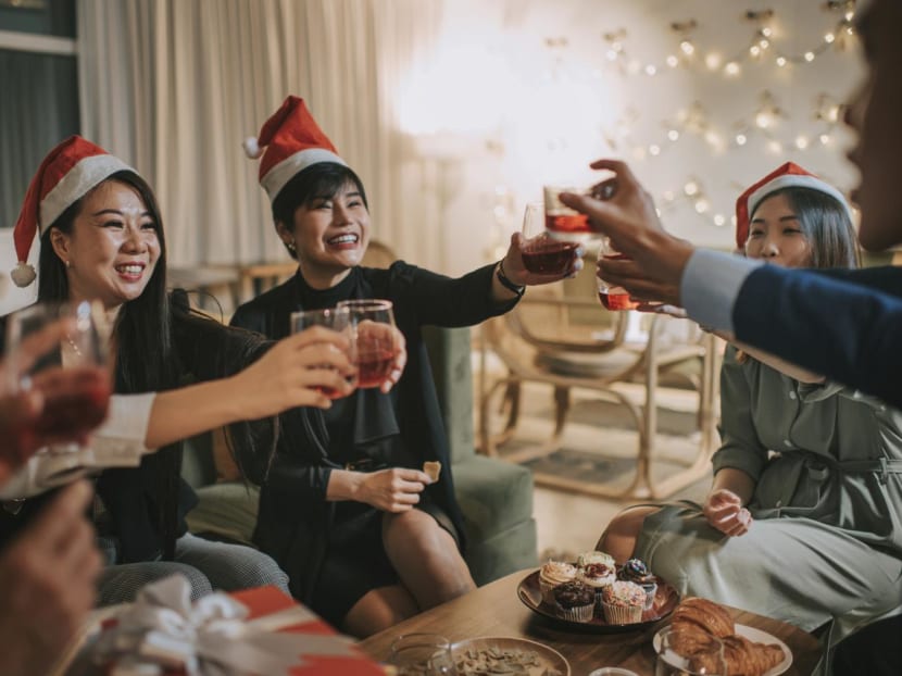 The new etiquette guide to post pandemic-era parties: Who to invite, who to gift, what to bring The new etiquette guide to post pandemic-era parties: Who to invite, who to gift, what to bring