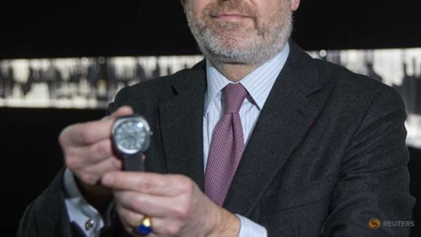 Swiss watchmakers go digital to show off new products, revive sales Swiss watchmakers go digital to show off new products, revive sales