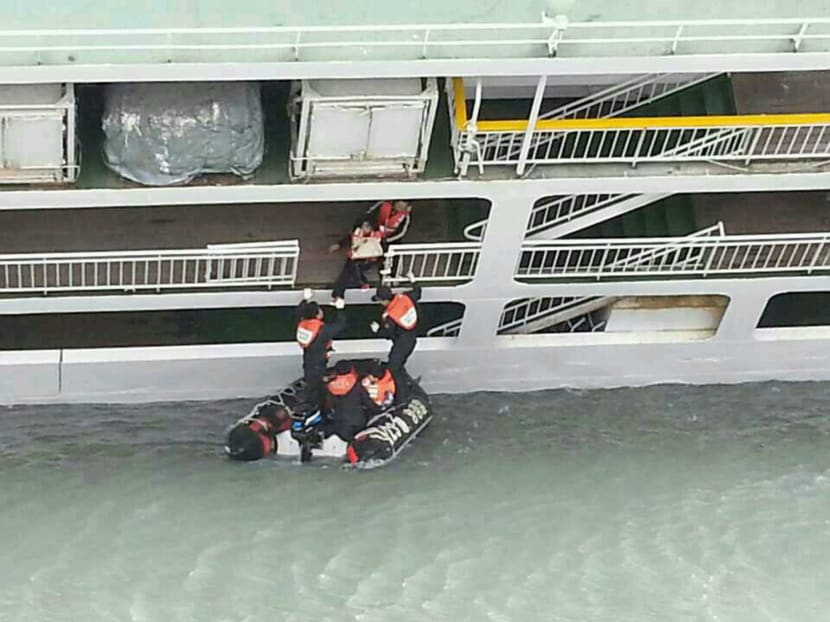 Gallery: 2 dead after ferry sinks off South Korean coast
