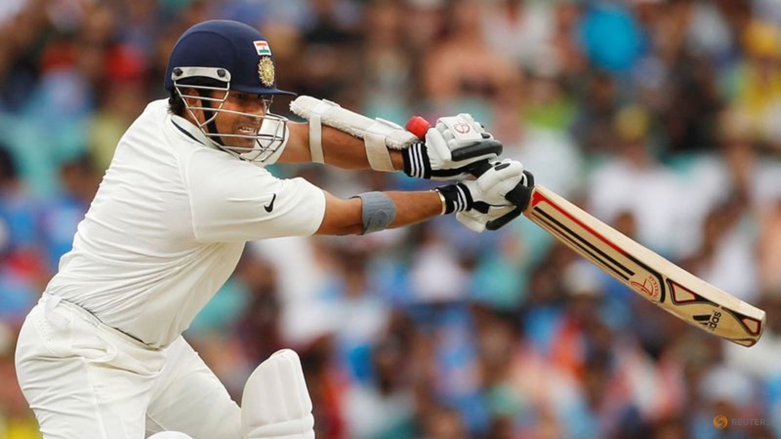 Sydney Cricket Ground gates named after Tendulkar Lara Sydney Cricket Ground gates named after Tendulkar Lara
