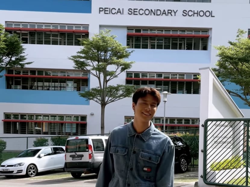 Ah Girls Go Army star Glenn Yong visits secondary school juniors, autographs their uniforms Ah Girls Go Army star Glenn Yong visits secondary school juniors, autographs their uniforms