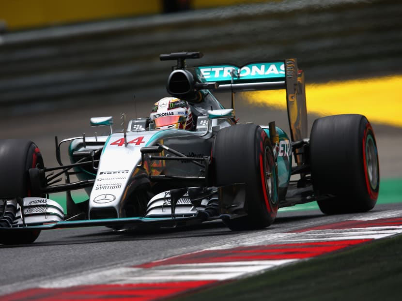 Lewis Hamilton of Great Britain and Mercedes GP drives during qualifying for the Formula One Grand Prix of Austria at Red Bull Ring on June 20, 2015 in Spielberg, Austria. Photo: Getty Images