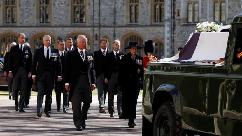 Queen Elizabeth stands alone as Philip is laid to rest; William and Harry talk Queen Elizabeth stands alone as Philip is laid to rest; William and Harry talk