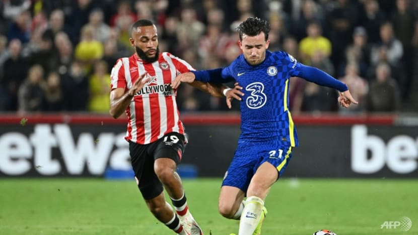 Mendy shines as Chelsea go top Mendy shines as Chelsea go top