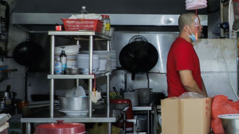 20 food stall licensees caught flouting mask, spit guard requirements: SFA 20 food stall licensees caught flouting mask, spit guard requirements: SFA