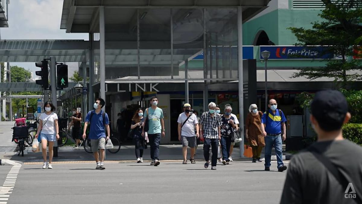 16 New Covid-19 Community Cases In Singapore, Including White Sands Primary  School Employee And Ktv Lounge Manager - Cna