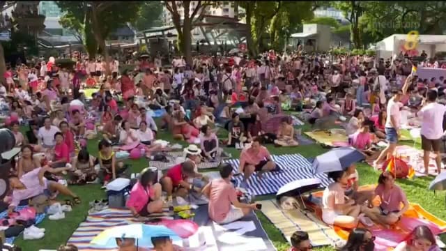 粉红点集会重返芳林公园 首次有行动党议员出席