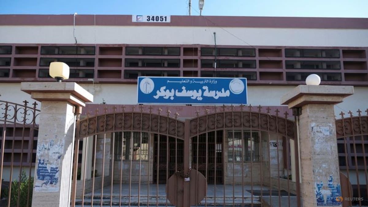 Libya parliament suspends session without crisis breakthrough