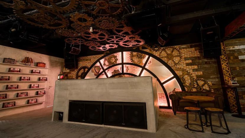 Done with CNY visiting? Check out this bar inspired by Tanjong Pagar Railway Station Done with CNY visiting? Check out this bar inspired by Tanjong Pagar Railway Station