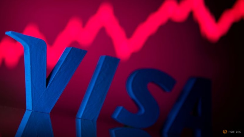 Visa's Amazon spat shows power is shifting to retailers in fee battle: Analysts Visa's Amazon spat shows power is shifting to retailers in fee battle: Analysts
