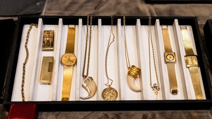 Elvis Presley's jewelleryon auction with Priscilla Presley's support Elvis Presley's jewelleryon auction with Priscilla Presley's support