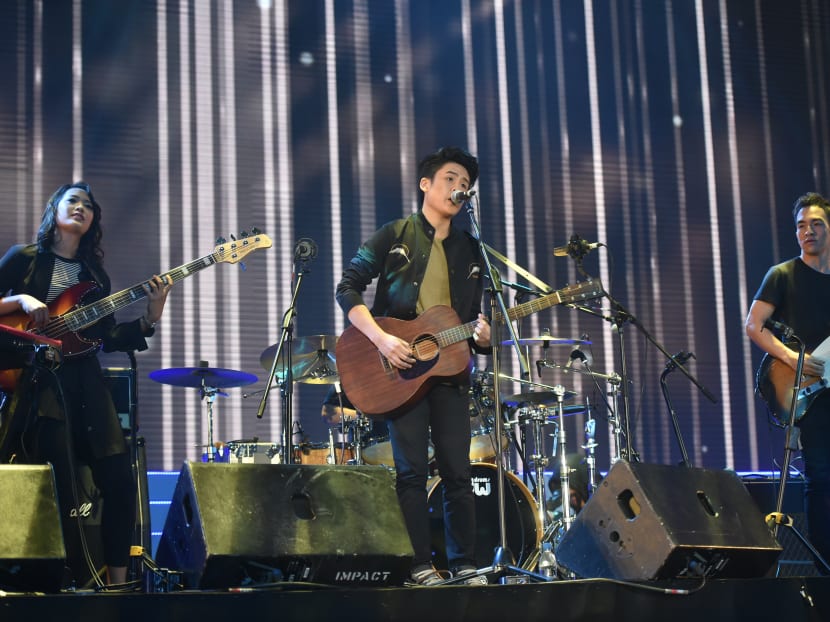 Gentle Bones won the Super Nova award at the Hong Kong Asian-Pop Music Festival.