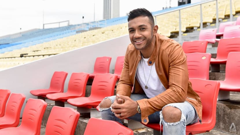 NDP 2022: Taufik Batisah nyanyikan lagu tema 'Lebih Kukuh Bersama' NDP 2022: Taufik Batisah nyanyikan lagu tema 'Lebih Kukuh Bersama'