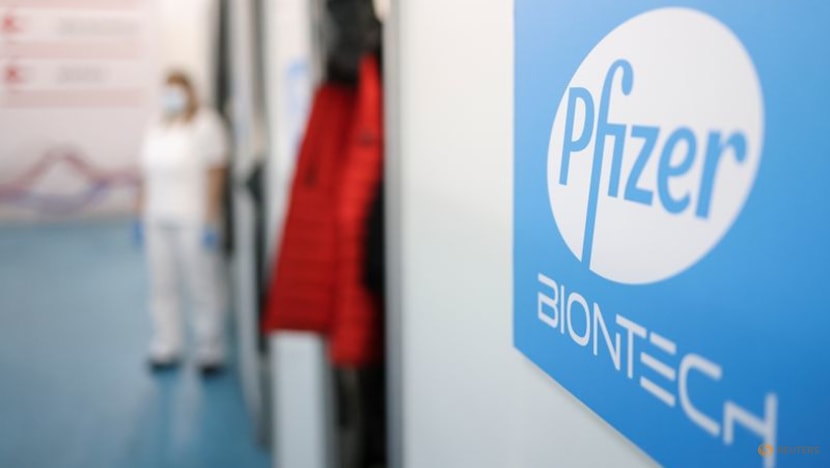 Russian 'vaccine tourists' travel to Serbia for Pfizer shot Russian 'vaccine tourists' travel to Serbia for Pfizer shot