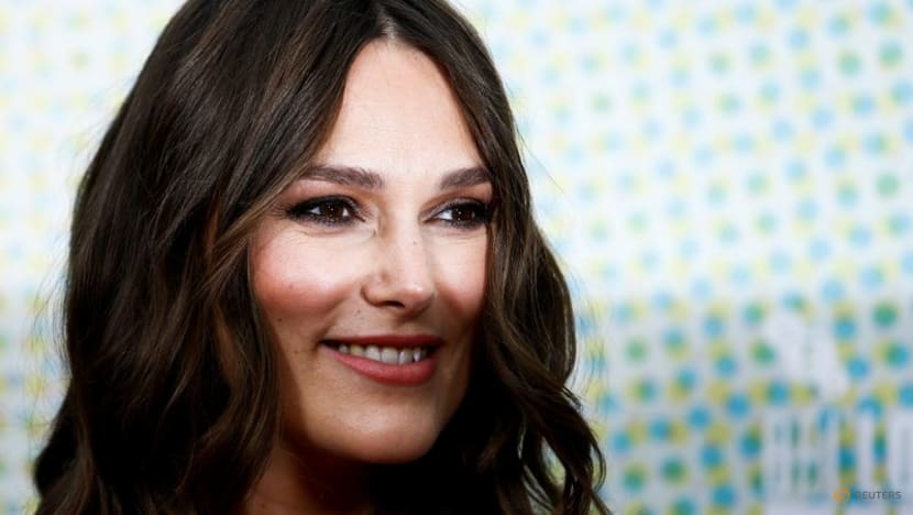 Keira Knightley braves a doomsday Christmas in 'Silent Night' Keira Knightley braves a doomsday Christmas in 'Silent Night'