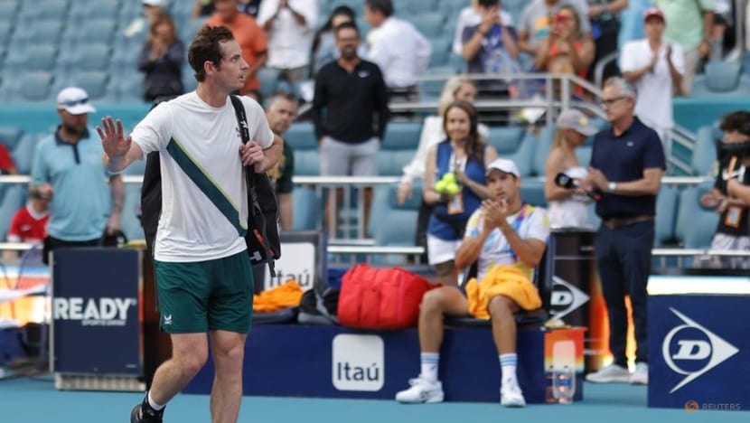 Lajovic upsets Murray in first round of Miami Open