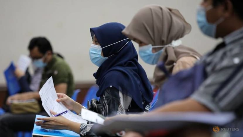260 new COVID-19 cases in Malaysia, second largest daily spike since pandemic began 260 new COVID-19 cases in Malaysia, second largest daily spike since pandemic began