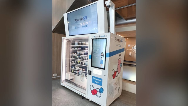 樟宜综合医院推出本地首个药剂师处方智能贩卖机