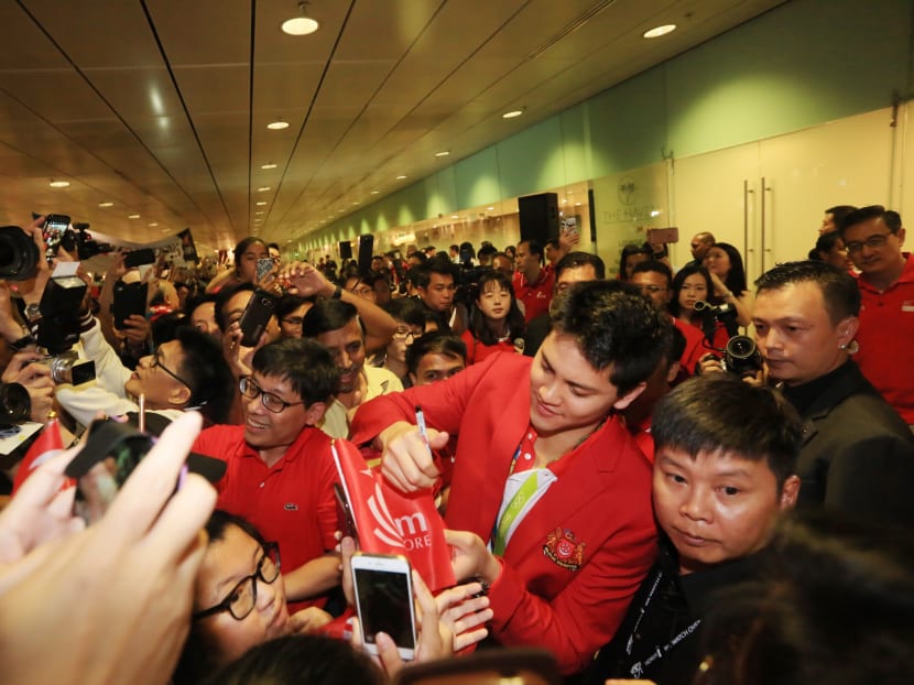 Lord of the butterfly Joseph Schooling feted like a king on return Lord of the butterfly Joseph Schooling feted like a king on return