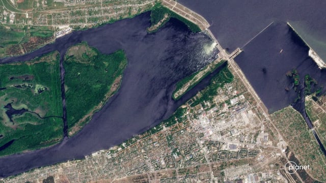乌克兰声称截获俄罗斯炸毁卡霍夫卡水坝通话