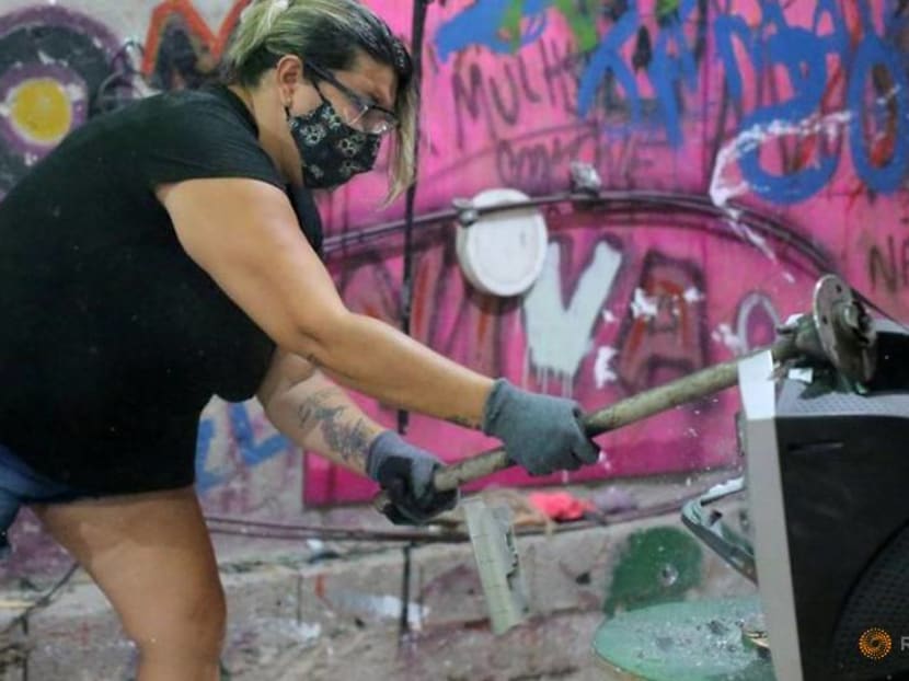 Feeling angry? The 'Rage Room' opens in Sao Paulo Feeling angry? The 'Rage Room' opens in Sao Paulo