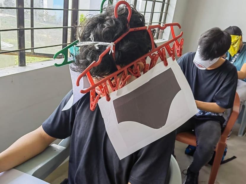 #trending: Creative ‘anti-cheating’ hats by university students in Philippines go viral #trending: Creative ‘anti-cheating’ hats by university students in Philippines go viral
